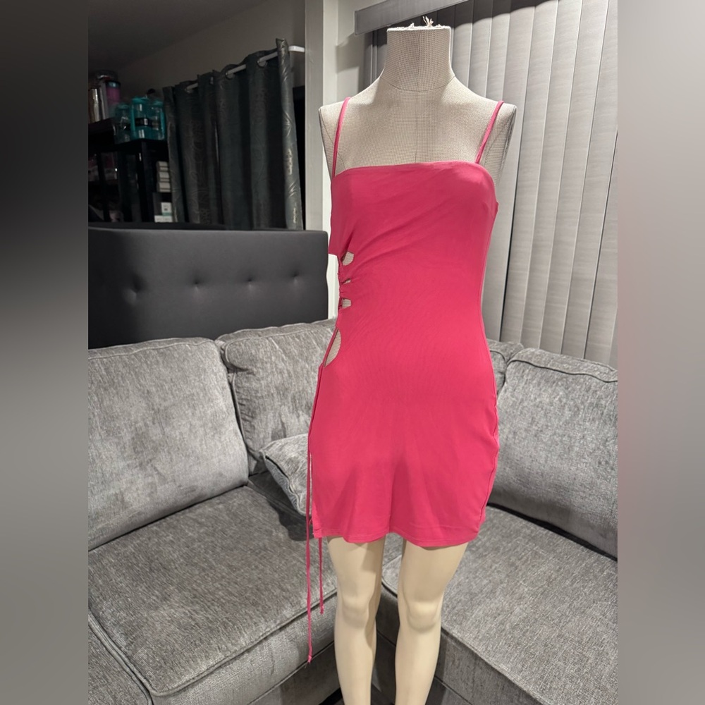 🌸AMTIOUS fuchsia mini dress ✨